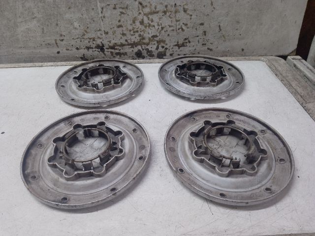 bontott VW TOURAN Felniközép (1 db)