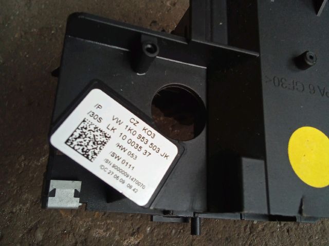 bontott VW TOURAN Felső Kormányoszlop Burkolat