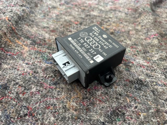 bontott VW TOURAN Fényszóró Elektronika