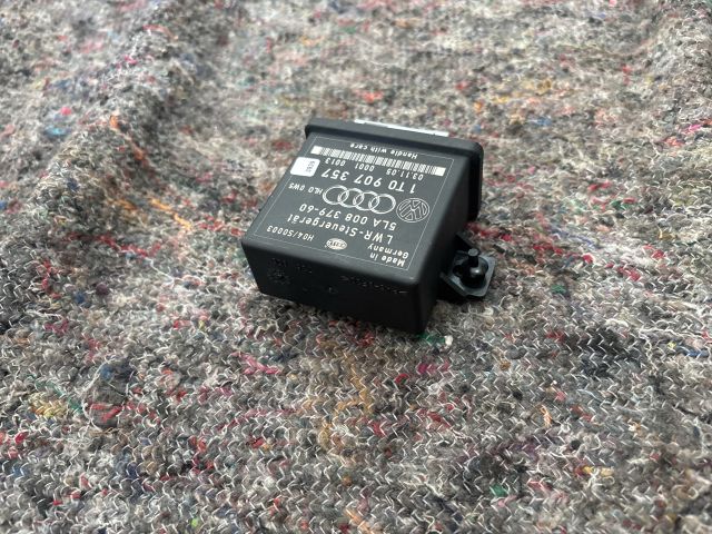 bontott VW TOURAN Fényszóró Elektronika