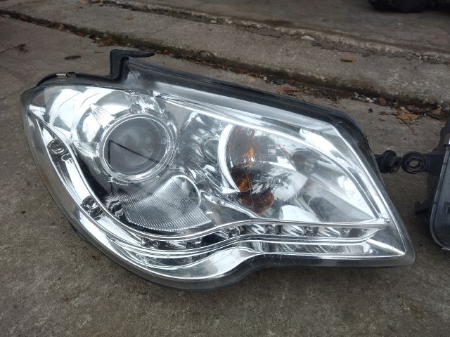 bontott VW TOURAN Fényszóró Pár