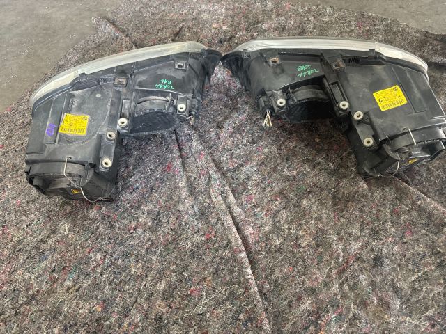 bontott VW TOURAN Fényszóró Pár