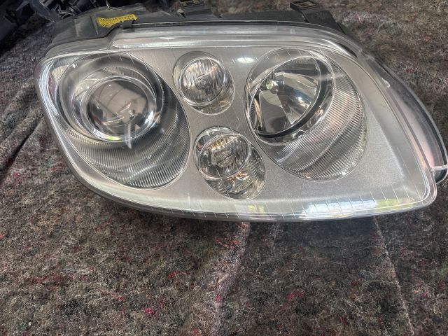 bontott VW TOURAN Fényszóró Pár