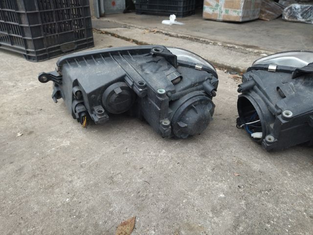 bontott VW TOURAN Fényszóró Pár