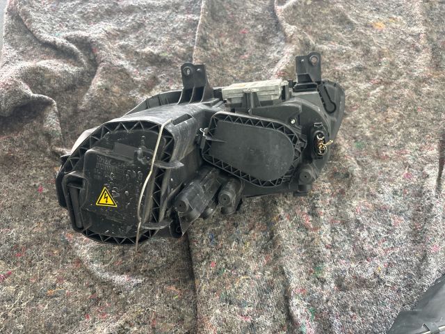 bontott VW TOURAN Fényszóró Pár