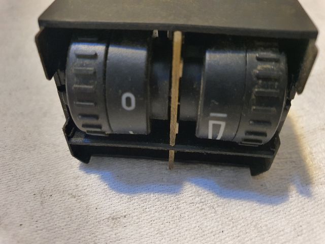 bontott VW TOURAN Fényszórómagasság Állító Kapcsoló