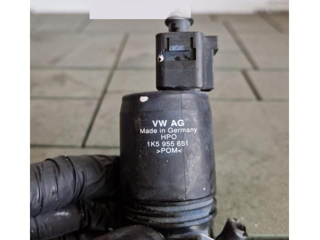 bontott VW TOURAN Fényszórómosó Szivattyú