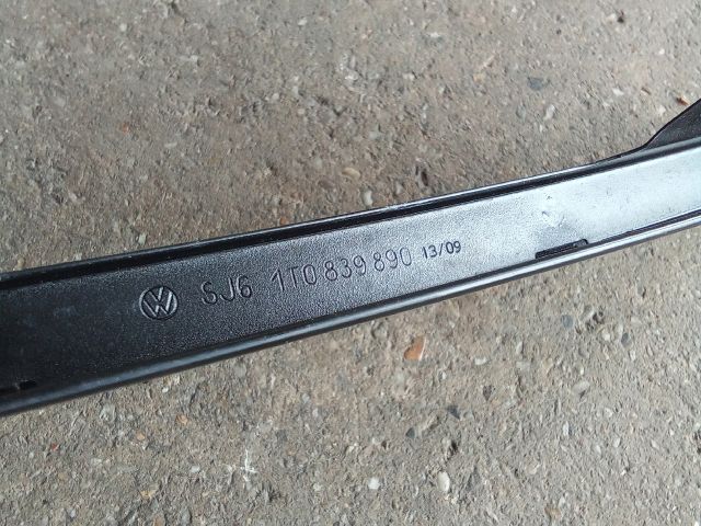 bontott VW TOURAN Függőleges Ajtó Díszléc