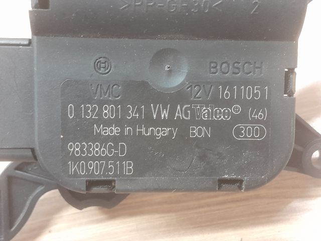 bontott VW TOURAN Fűtés Állító Motor