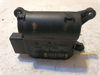 bontott VW TOURAN Fűtés Állító Motor