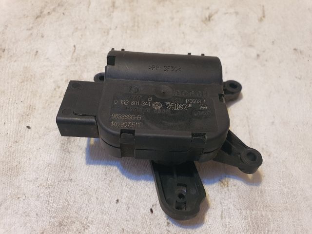 bontott VW TOURAN Fűtés Állító Motor