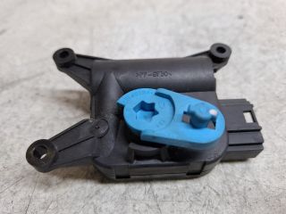 bontott VW TOURAN Fűtés Állító Motor