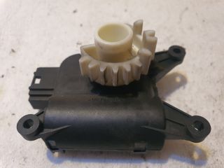 bontott VW TOURAN Fűtés Állító Motor