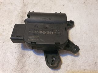 bontott VW TOURAN Fűtés Állító Motor