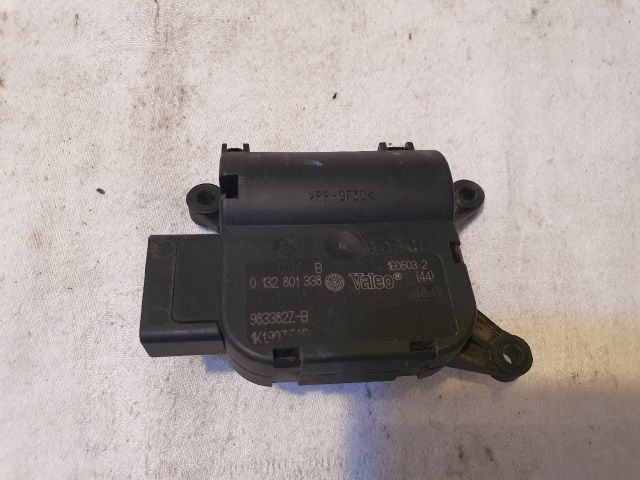 bontott VW TOURAN Fűtés Állító Motor