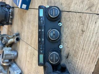 bontott VW TOURAN Fűtéskapcsoló (digit klímás)