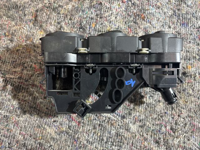 bontott VW TOURAN Fűtéskapcsoló (manuális klímás)