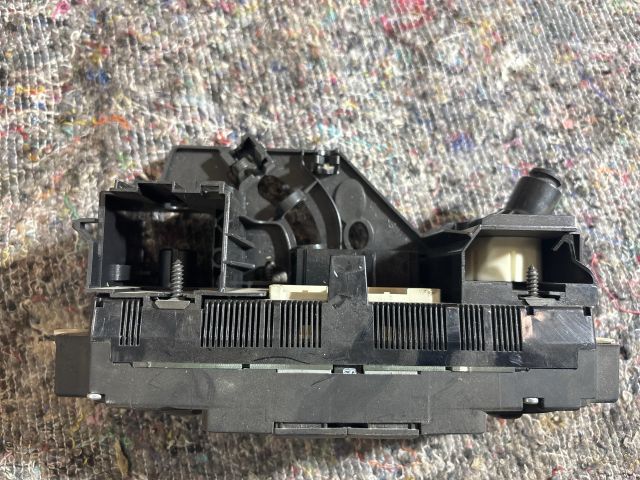 bontott VW TOURAN Fűtéskapcsoló (manuális klímás)