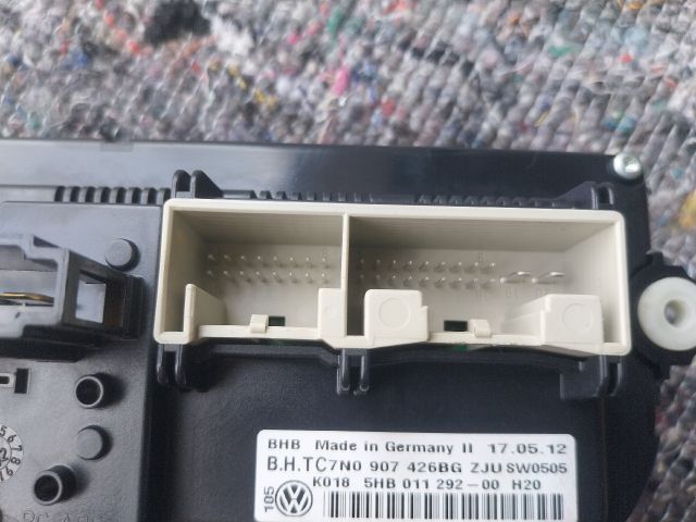 bontott VW TOURAN Fűtéskapcsoló (manuális klímás)