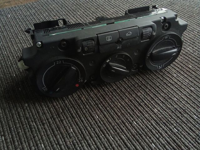 bontott VW TOURAN Fűtéskapcsoló (manuális klímás)