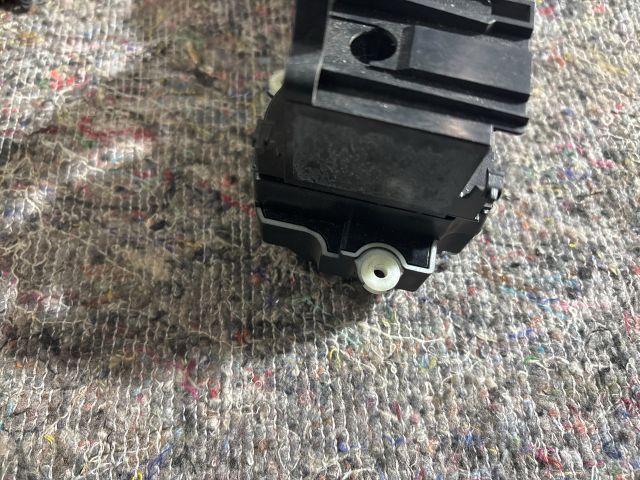 bontott VW TOURAN Fűtéskapcsoló (manuális klímás)