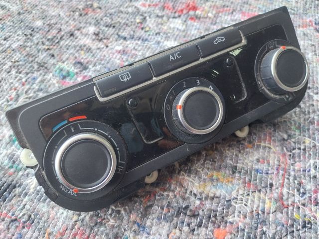 bontott VW TOURAN Fűtéskapcsoló (manuális klímás)