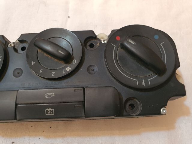 bontott VW TOURAN Fűtéskapcsoló (Nem klímás)
