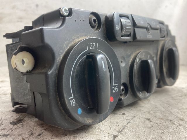 bontott VW TOURAN Fűtéskapcsoló