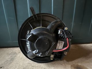 bontott VW TOURAN Fűtőmotor (Klímás)