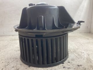 bontott VW TOURAN Fűtőmotor (Klímás)