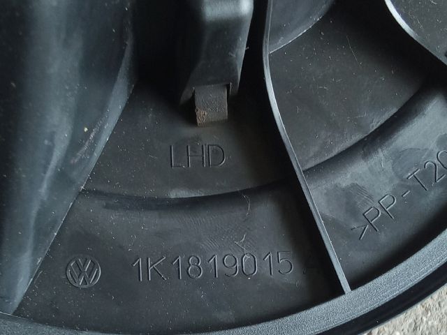 bontott VW TOURAN Fűtőmotor (Klímás)