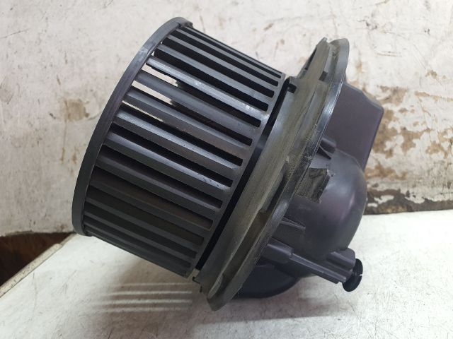 bontott VW TOURAN Fűtőmotor (Klímás)