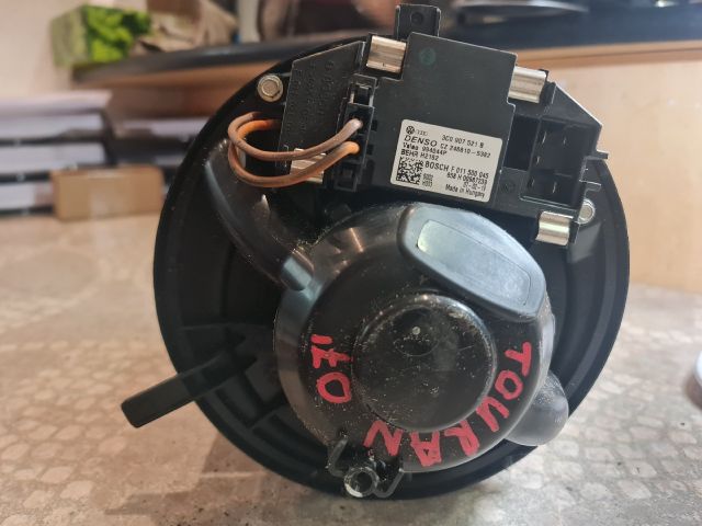 bontott VW TOURAN Fűtőmotor (Klímás)