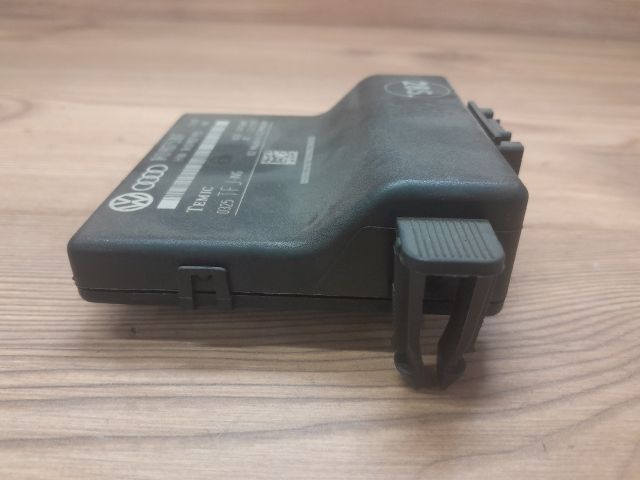 bontott VW TOURAN Gateway Elektronika