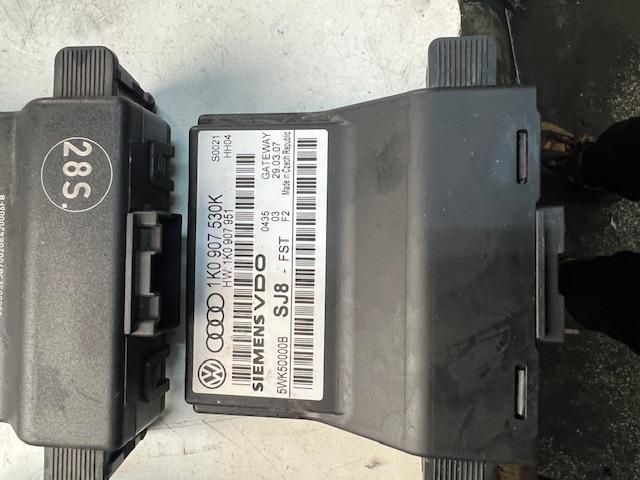 bontott VW TOURAN Gateway Elektronika