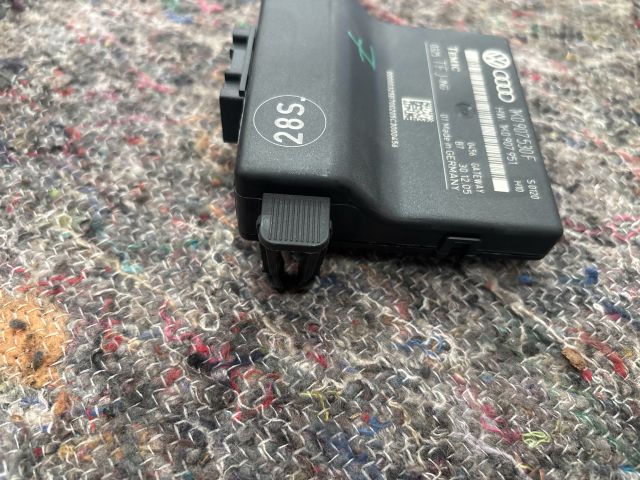 bontott VW TOURAN Gateway Elektronika