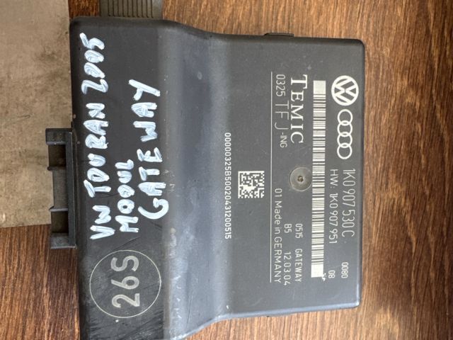 bontott VW TOURAN Gateway Elektronika