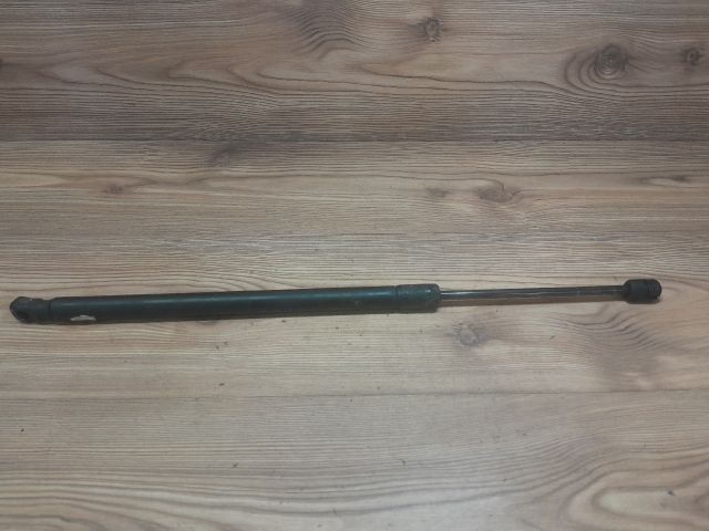 bontott VW TOURAN Gázrugós Kitámasztó Teleszkóp Csomagtérajtó Jobb