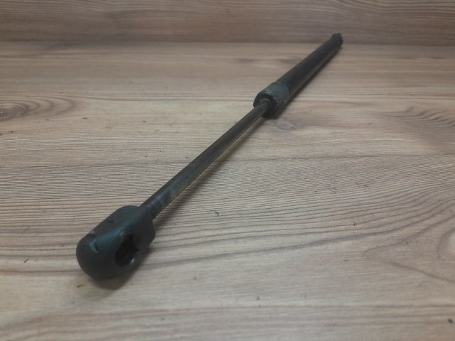 bontott VW TOURAN Gázrugós Kitámasztó Teleszkóp Csomagtérajtó Jobb