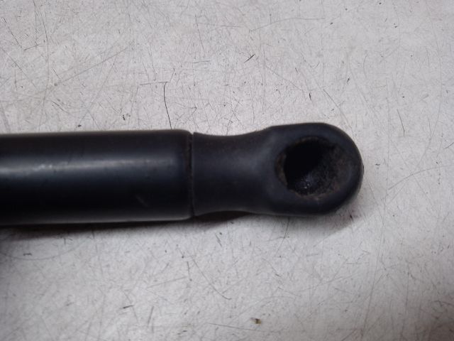 bontott VW TOURAN Gázrugós Kitámasztó Teleszkóp Motorháztető