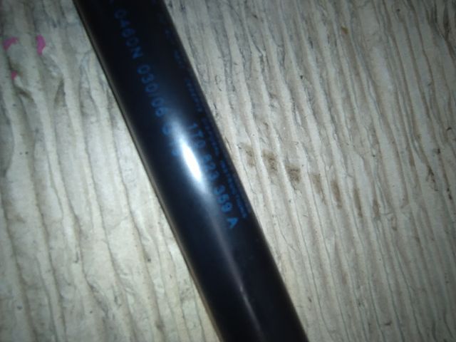 bontott VW TOURAN Gázrugós Kitámasztó Teleszkóp Motorháztető