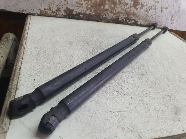 bontott VW TOURAN Gázrugós Kitámasztó Teleszkóp Pár Csomagtérajtó