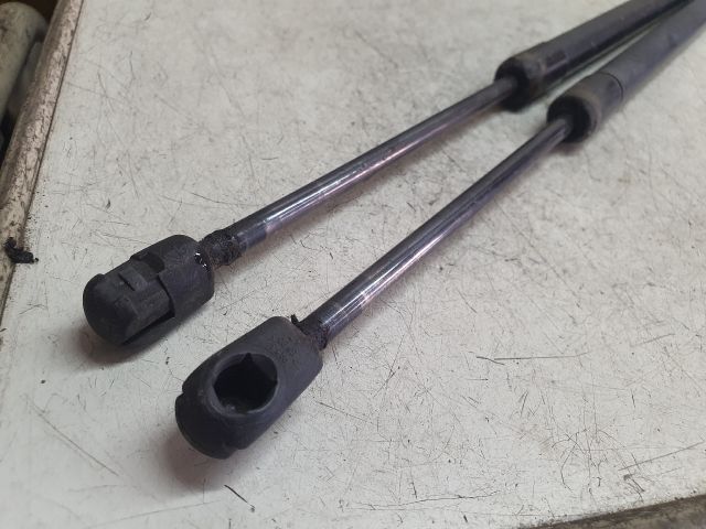 bontott VW TOURAN Gázrugós Kitámasztó Teleszkóp Pár Csomagtérajtó