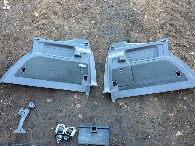 bontott VW TOURAN Harmadik sor Ülés Szett