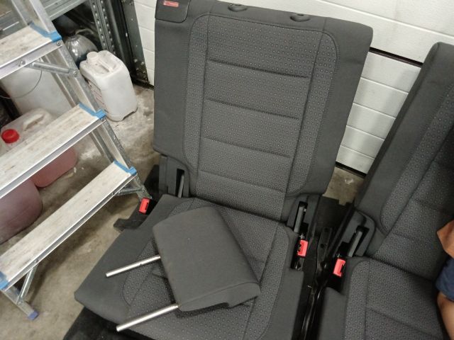 bontott VW TOURAN Harmadik sor Ülés Szett