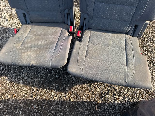 bontott VW TOURAN Harmadik sor Ülés Szett