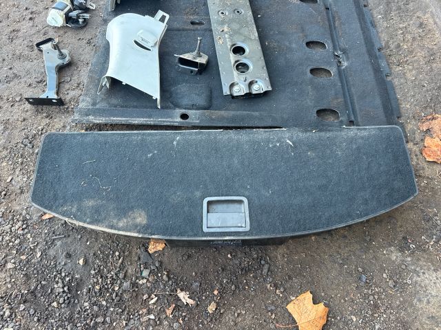 bontott VW TOURAN Harmadik sor Ülés Szett