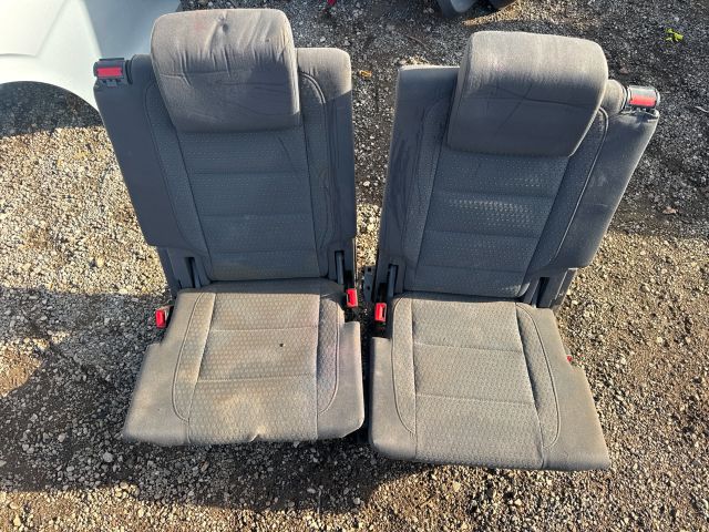 bontott VW TOURAN Harmadik sor Ülés Szett
