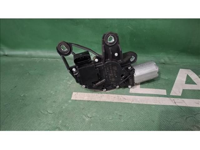 bontott VW TOURAN Hátsó Ablaktörlő Motor