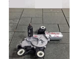 bontott VW TOURAN Hátsó Ablaktörlő Motor